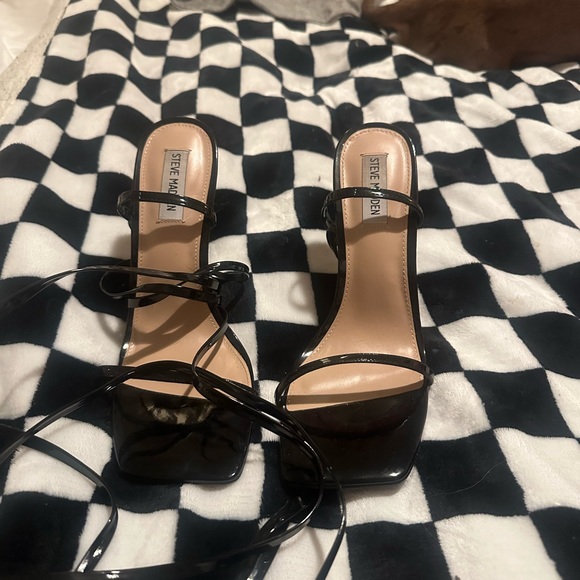 Steve Madden lace up heels size 10 women’s ( could fit a 9.5) - Picture 3 of 3